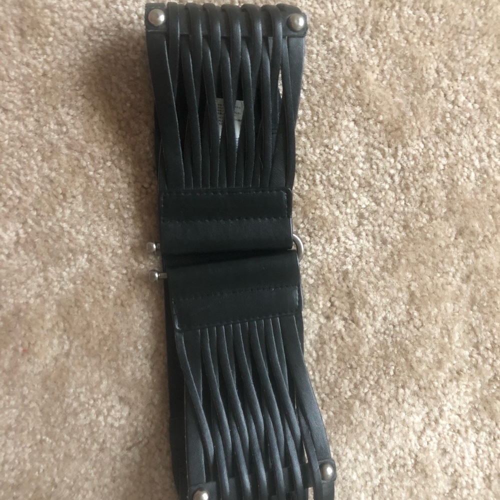 Black high waisted belt